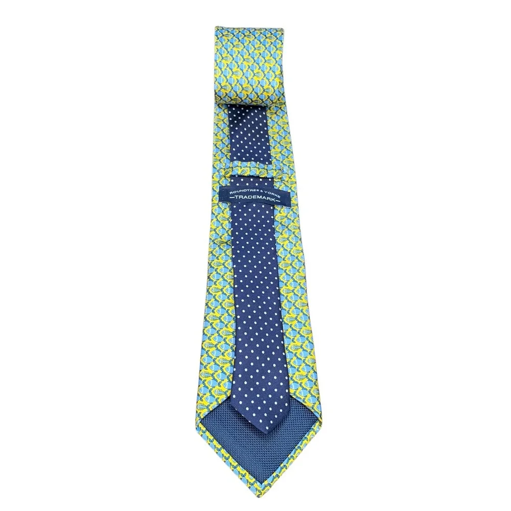 Roundtree & Yorke Trademark yellow and blue 100% silk fish and fishbone‎ tie